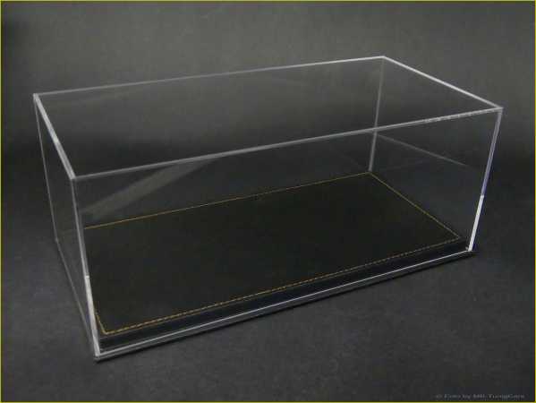 1:18 EDEL LEATHER ACRYLIC VITRINE / BLACK / DUST -